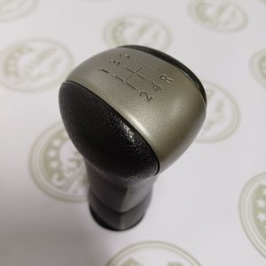 Nissan Tiida 5-Speed Manual Gear Knob (2007-2013)