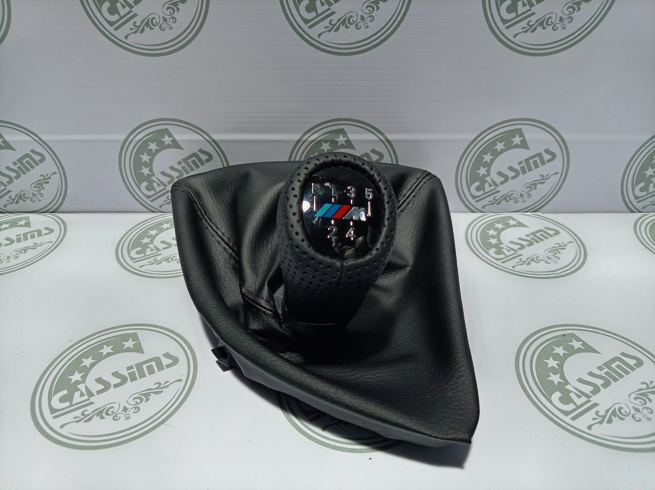 BMW E90 5 SPEED GEAR KNOB/SHIFTER