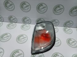 Nissan VG 30 Corner Lamp Right Side 2001-2002