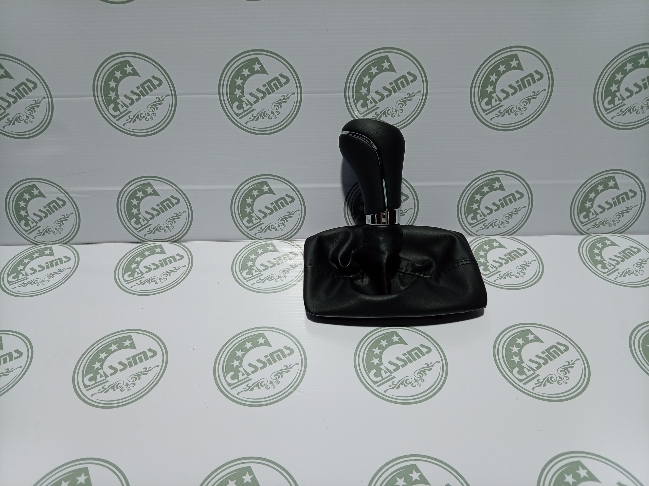 Mercedes-Benz W204 Automatic Gear Knob - Image 4