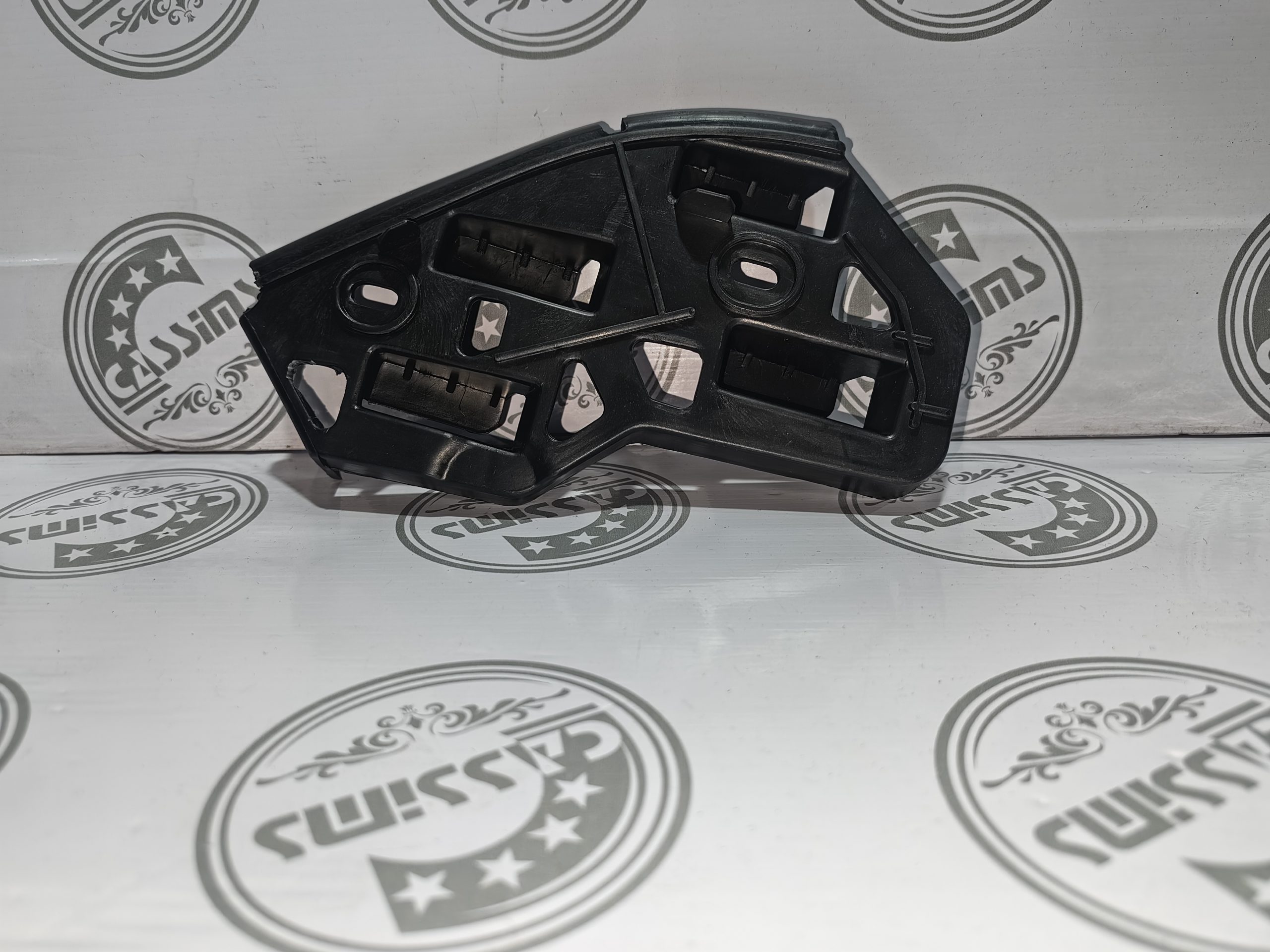 VW Polo MK2 Left Bumper Slide 2002-2009