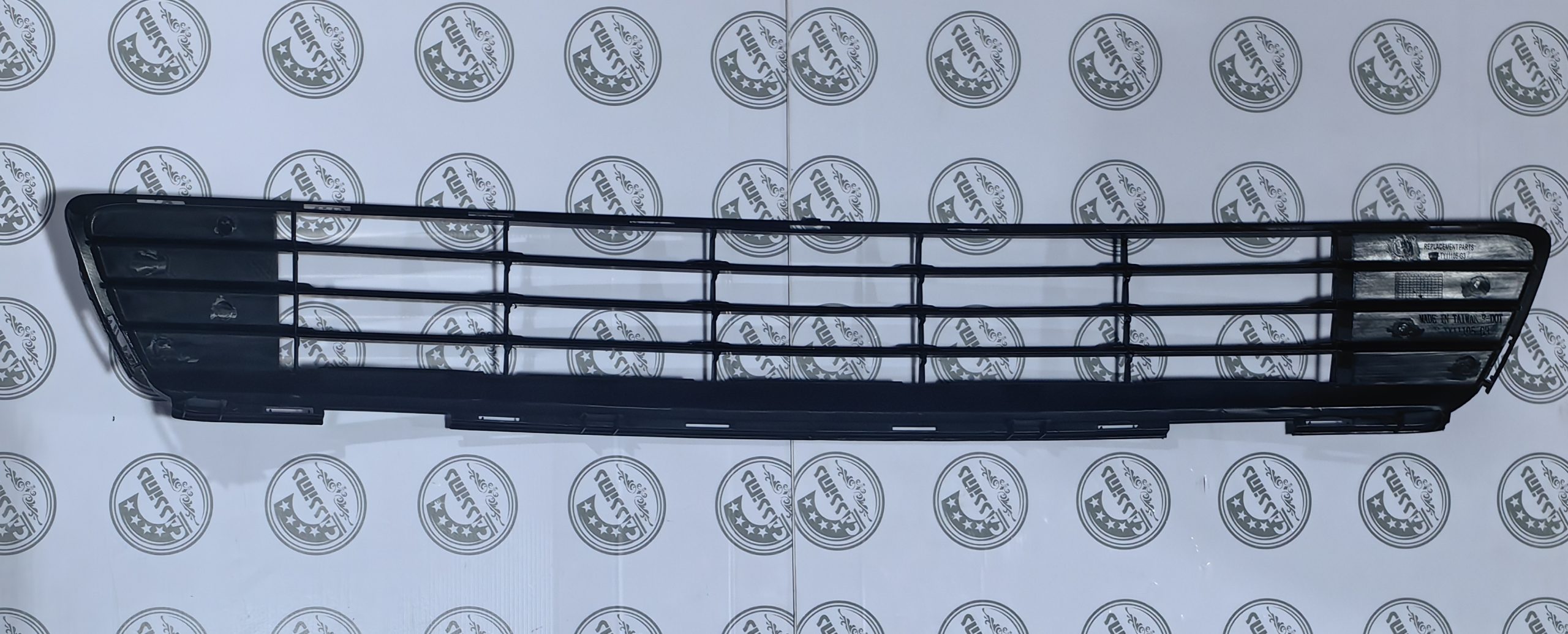 TOYOTA COROLLA PROFESSIONAL CENTER BUMPER GRILLE 2010-2014 - Image 2